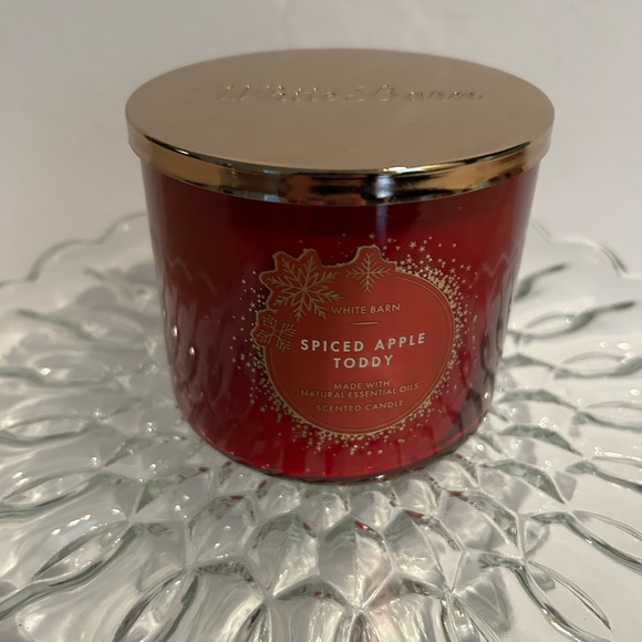 Bath & Body Works Accents Bath Body Works White Barn Spiced Apple